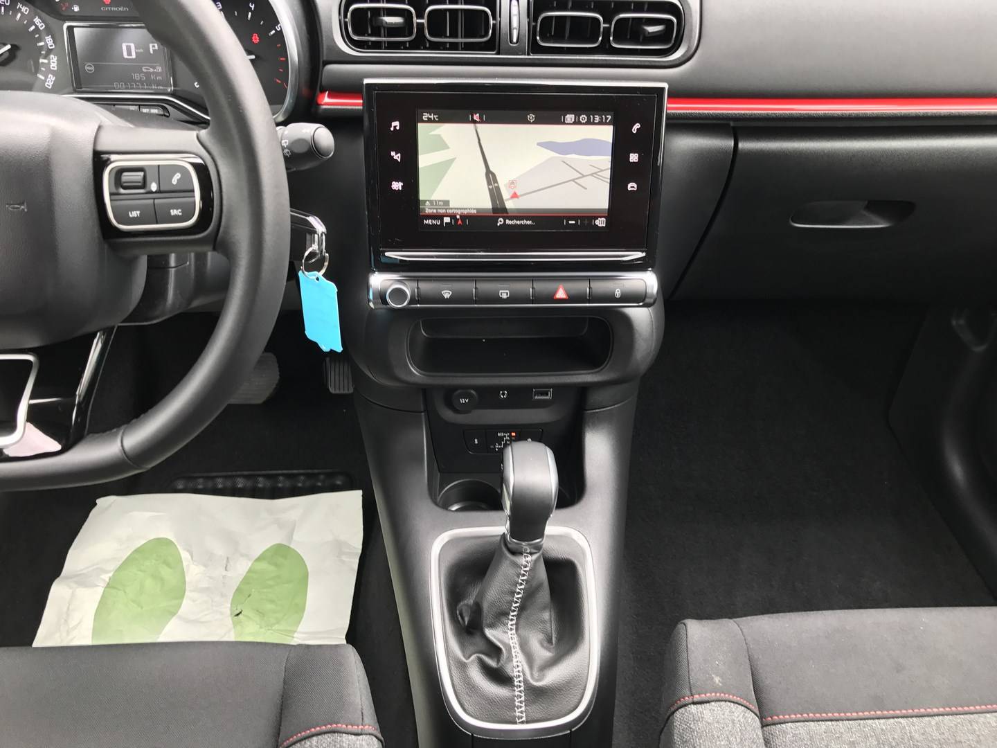 acheter une CITROEN C3 occasion SHINE GRIS PLATINIUM TOIT ROUGE EAT6 au garage citroen brice à parempuyre aux alentours d'eysines