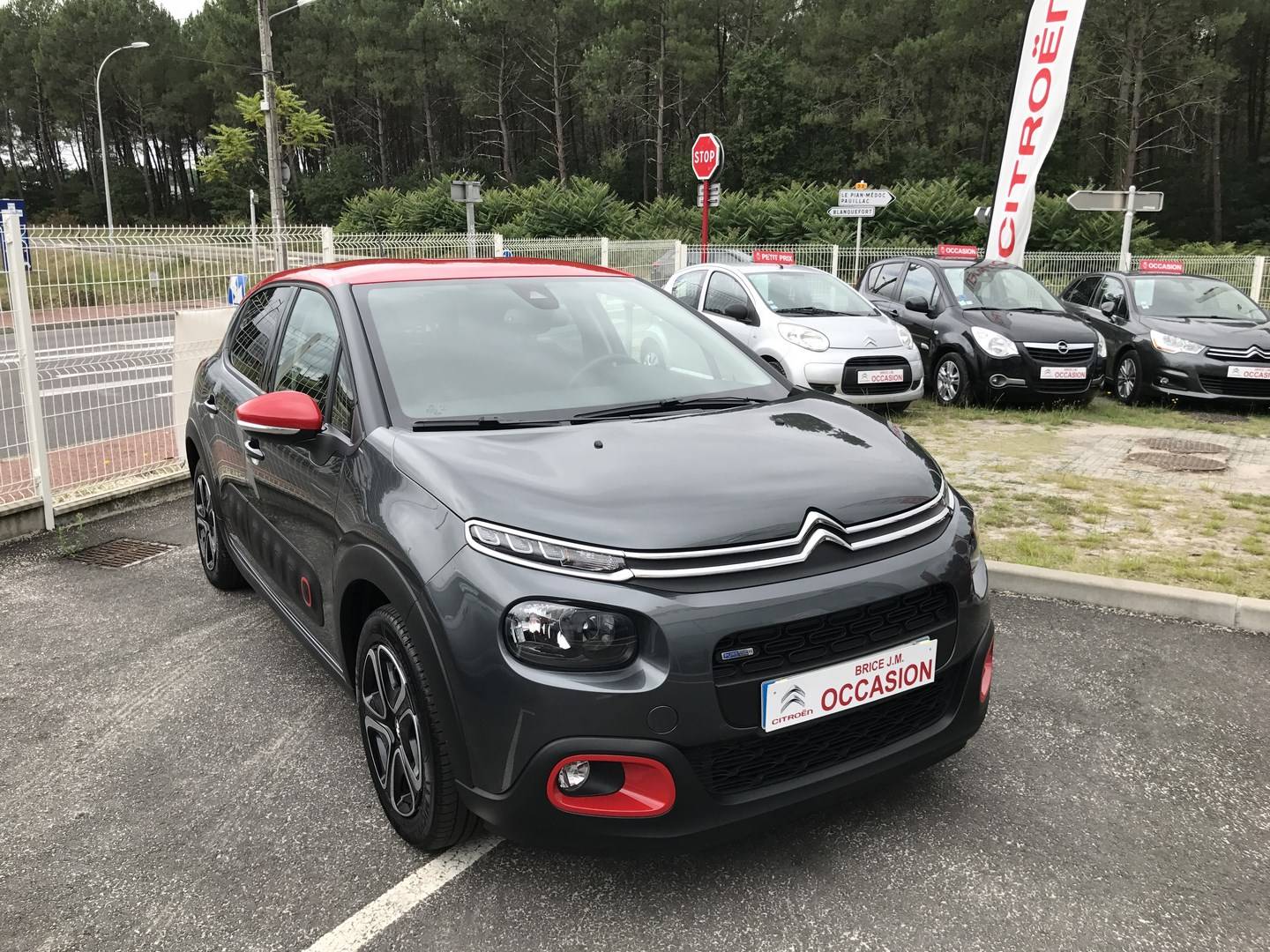 acheter une C3 occasion SHINE GRIS PLATINIUM TOIT ROUGE boite automatique au garage citroen brice à parempuyre proche le bouscat