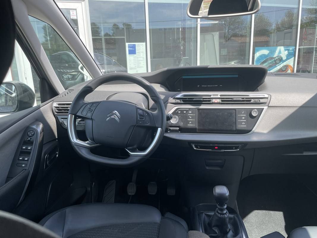 trouver c4 picasso occasion 7 places dispo en essence au garage brice près Bruges