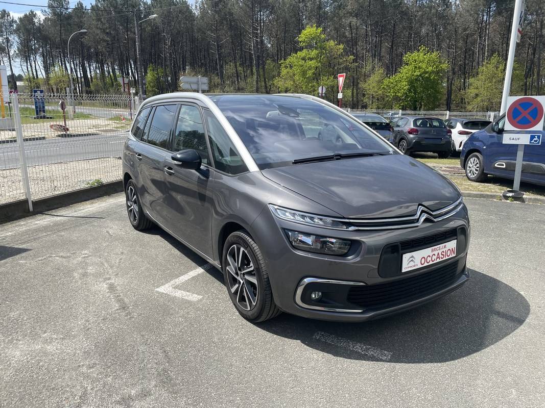 acheter grand c4 spacetourer occasion 7 places disponible de suite au garage brice proche Bordeaux