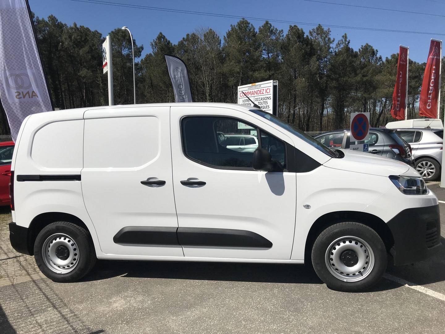 trouver disponible rapidement à l'achat berlingo van utilitiares au garage brice à parempuyre proche bruges