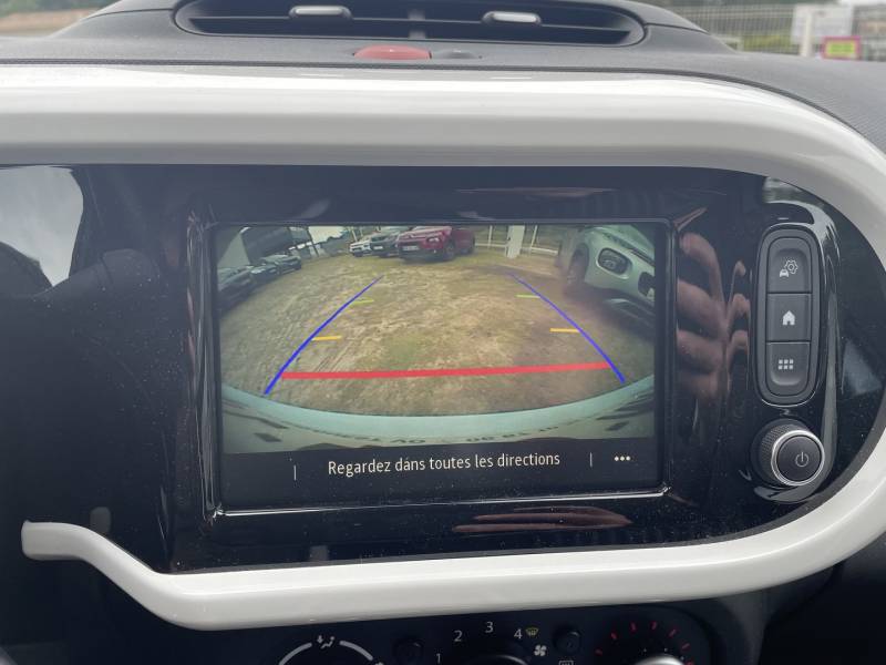 acheter renault twingo bleu avec caméra de recul boite automatique au garage citroen brice à parempuyre proche caychac