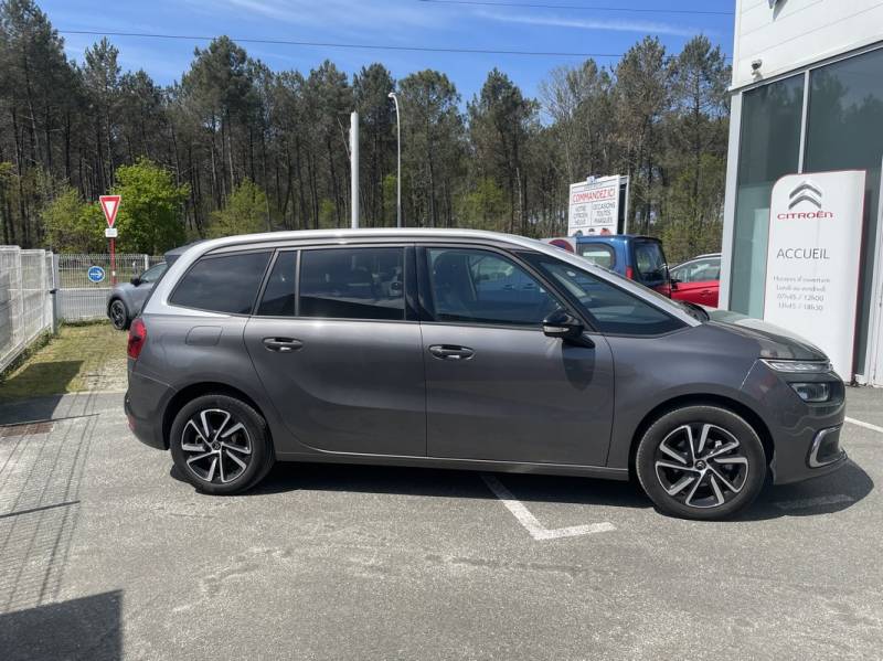 commander de suite c4 spacetourer essence faible kilometrage en 7 places au garage brice autour de moi proche Bordeaux