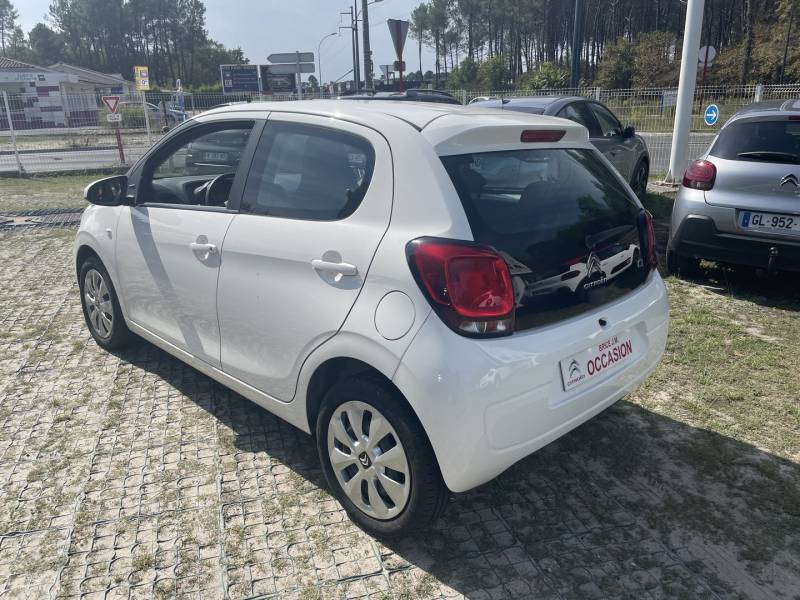 acheter en location une citroen C1 moins cher qu'au comptant au garage Brice près macau